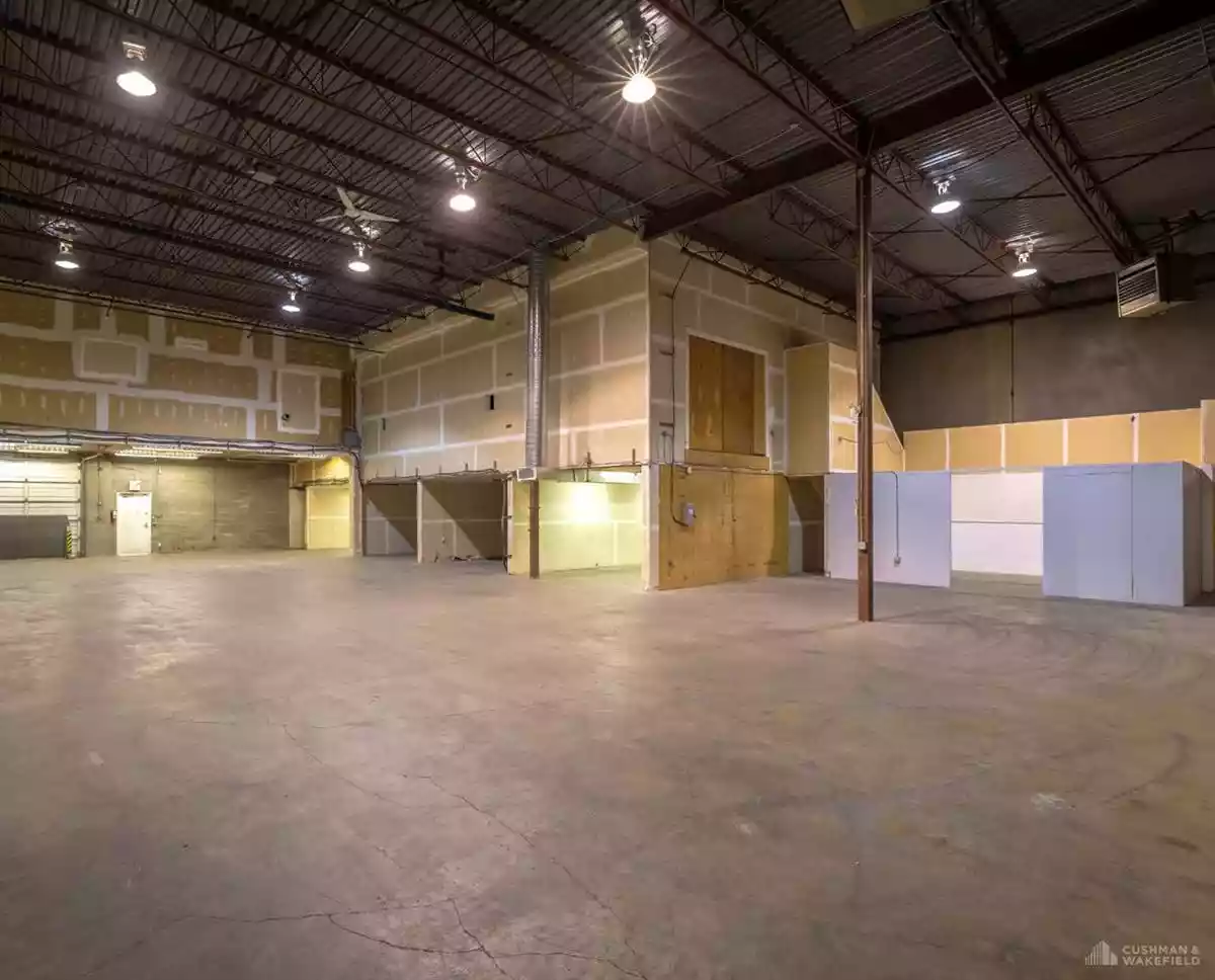 Burnaby - Warehouse/Distribution