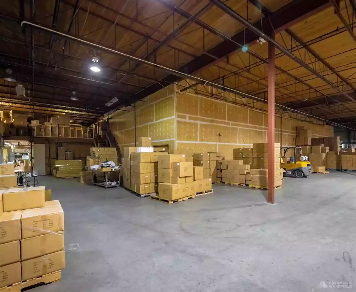 Burnaby - Warehouse/Distribution