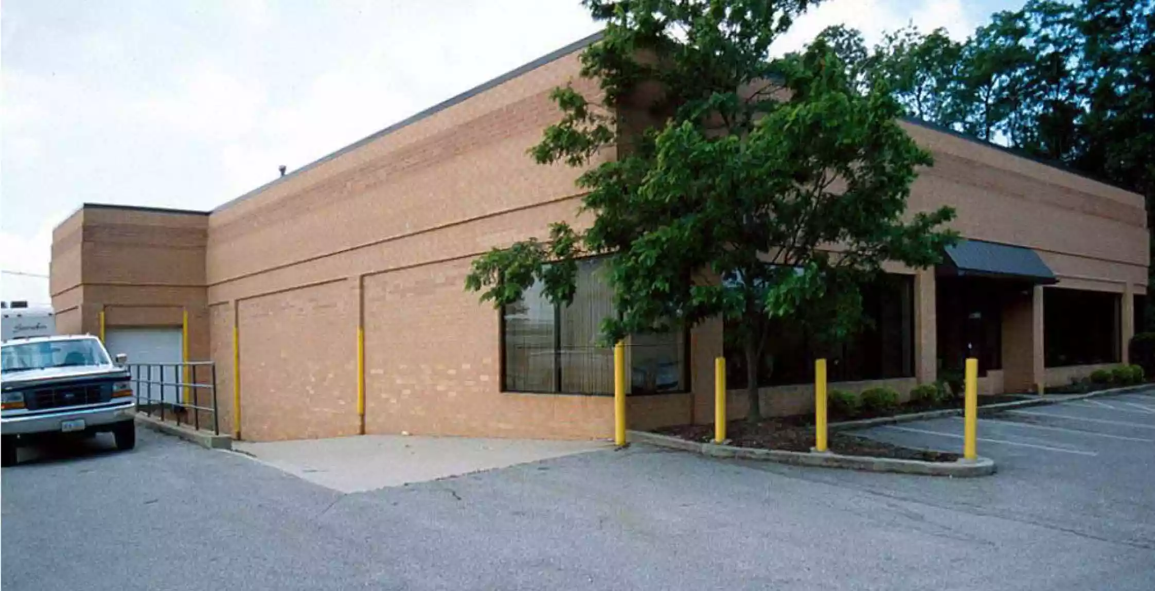 6864 Cochran Road