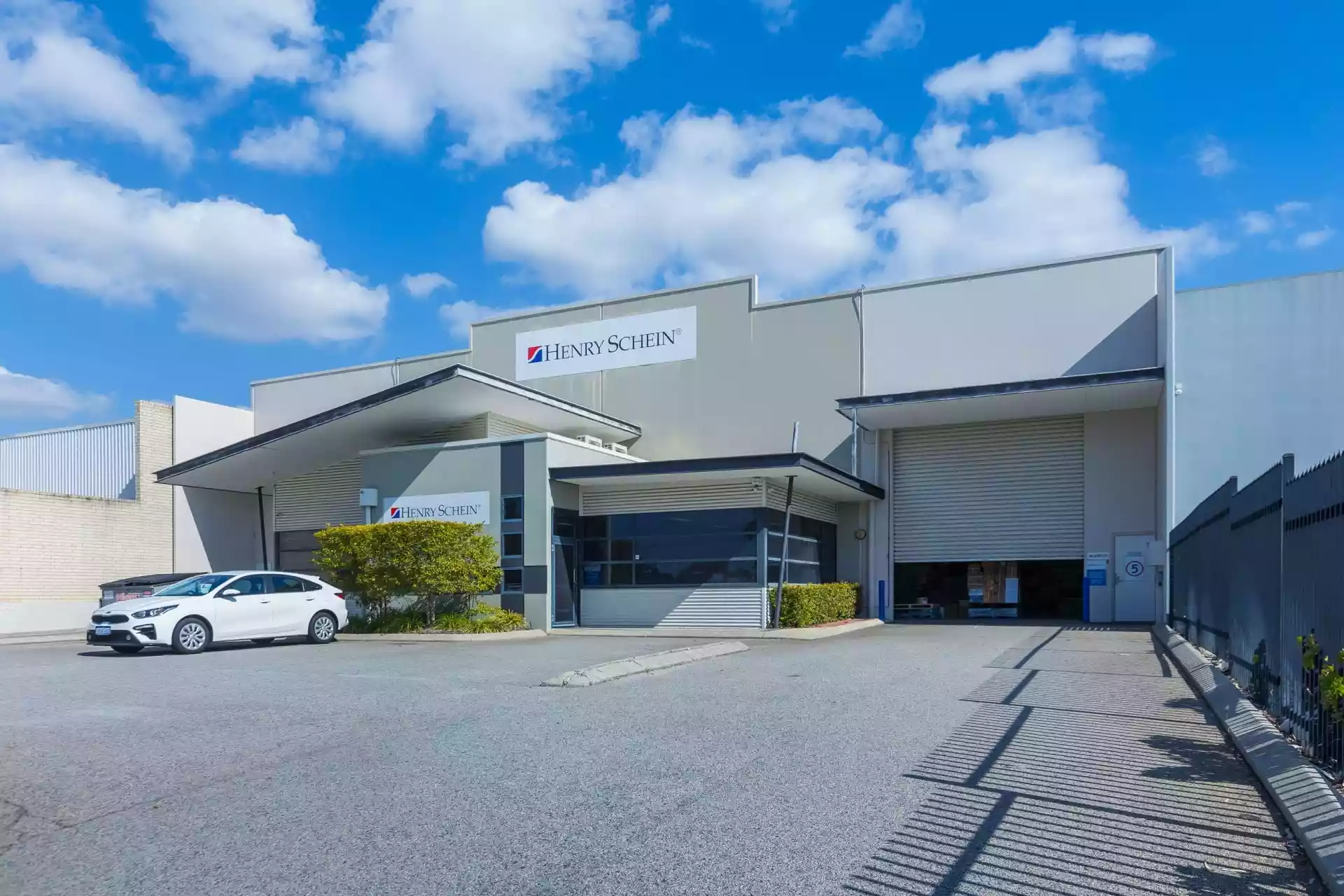Premium Warehouse Facility in Central Belmont