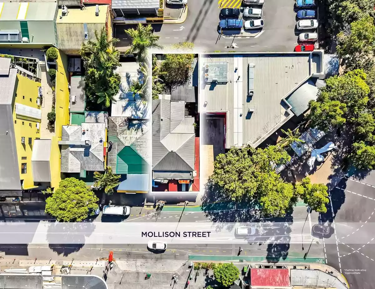 58 Mollison Street