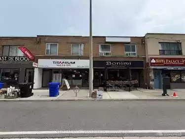 Toronto - Street Retail