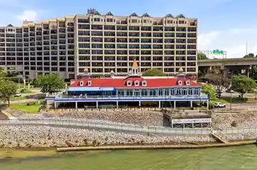 Jeffersonville - General Retail