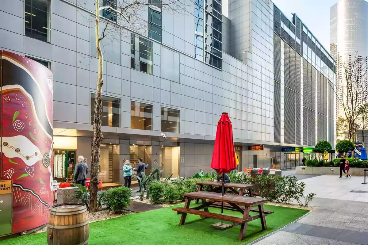 452 Flinders Street