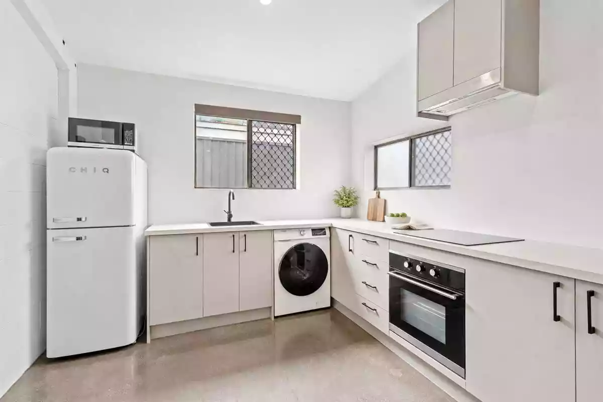 43 Denman Street