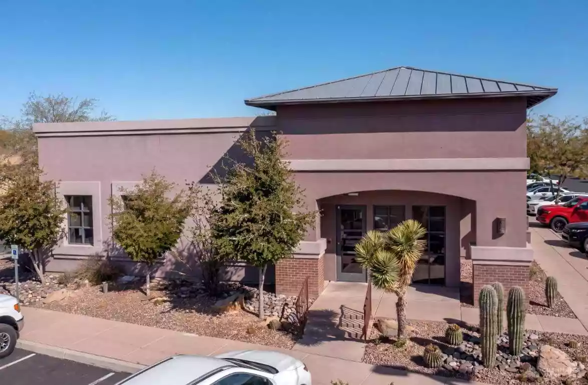 La Cholla Corporate Center