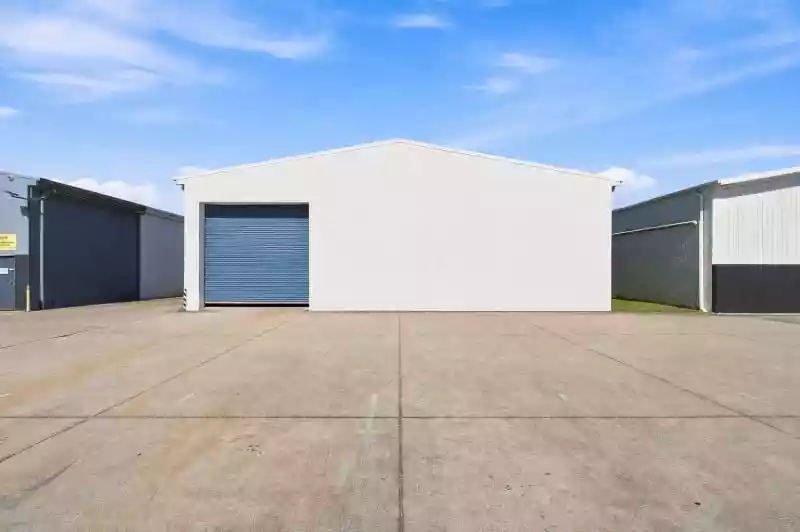 15 Gateway Drive