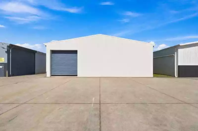 15 Gateway Drive