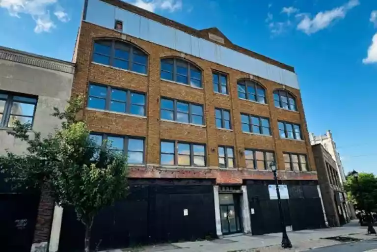 A2-248 Genesee Street