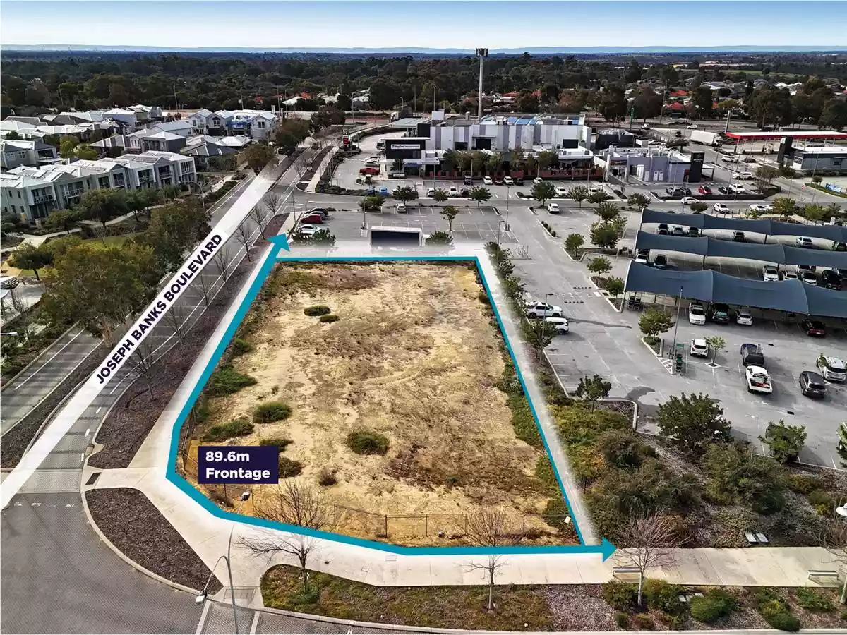 81 Ghost Gum Boulevard