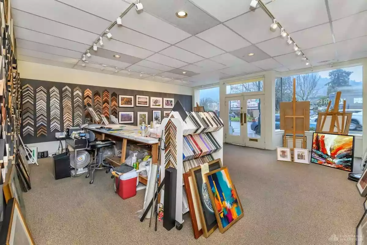 Fairfax - Office