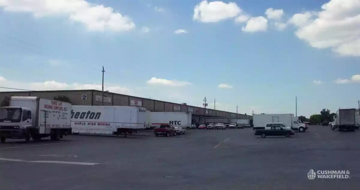 Tampa - Warehouse/Distribution
