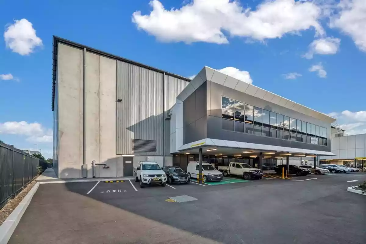 Unit 1/1A Kirby Place
