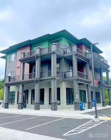 Issaquah - Office