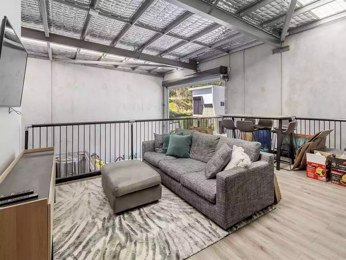 4/28/Dunhill Crescent