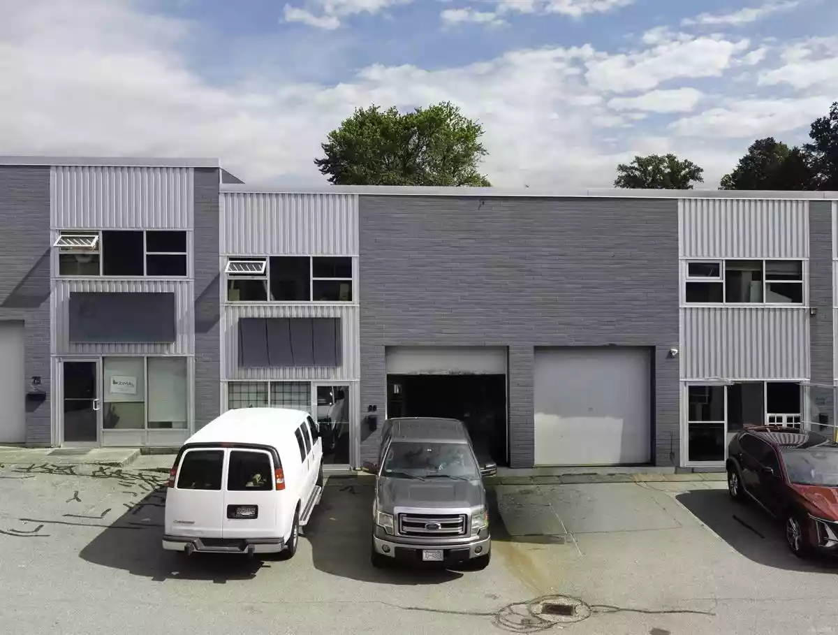 Coquitlam - Warehouse/Distribution