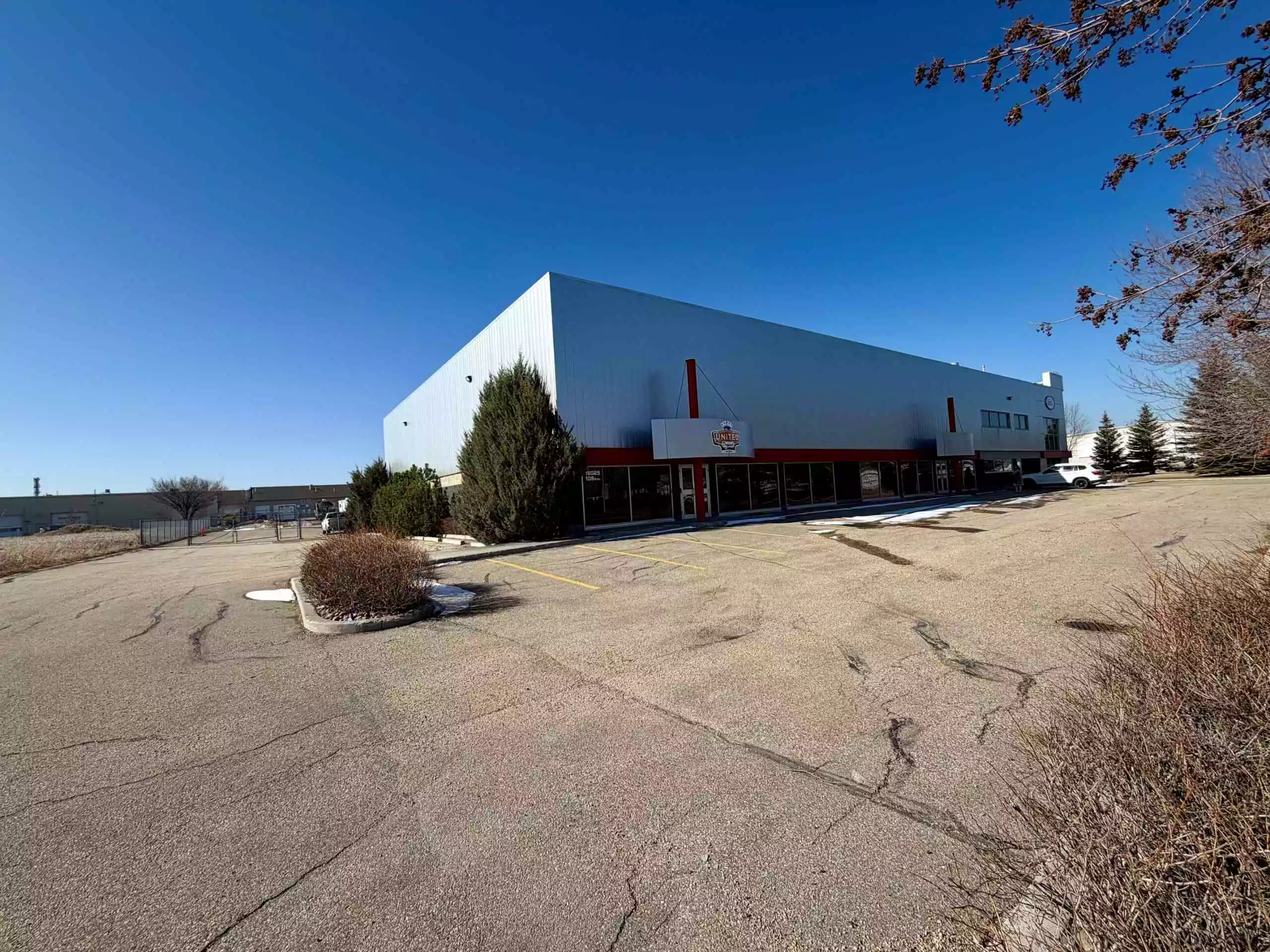 Industrial Warehouse for Lease | 18027 109 Avenue Edmonton
