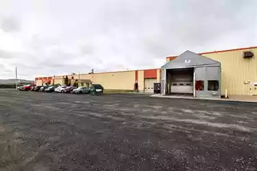 Montreal - Warehouse/Distribution