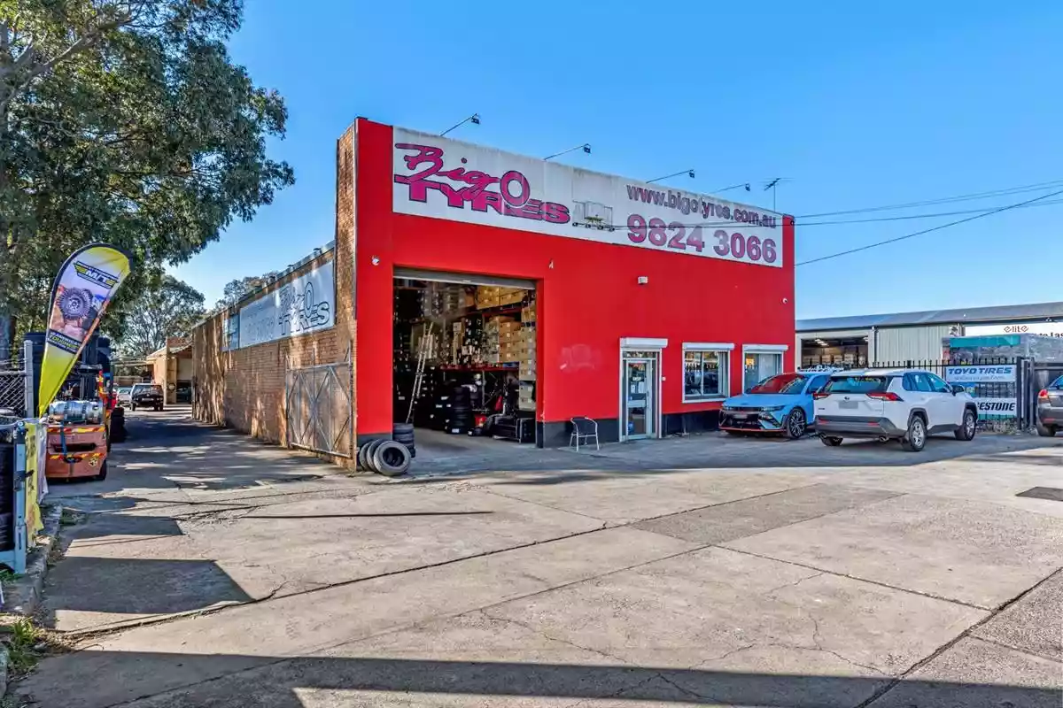351 Newbridge Road