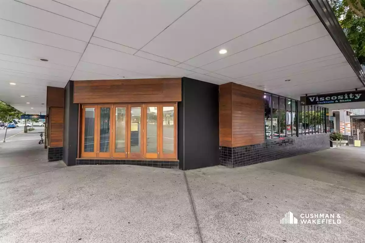 11/100 McLachlan St