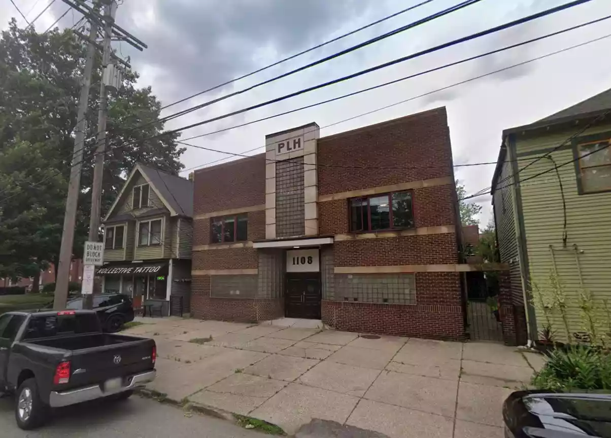 1108 Kenilworth Avenue