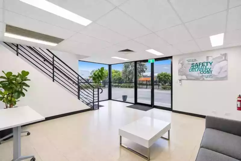 8 Potts Road