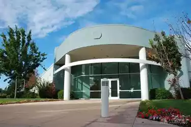 Newark - High Technology
