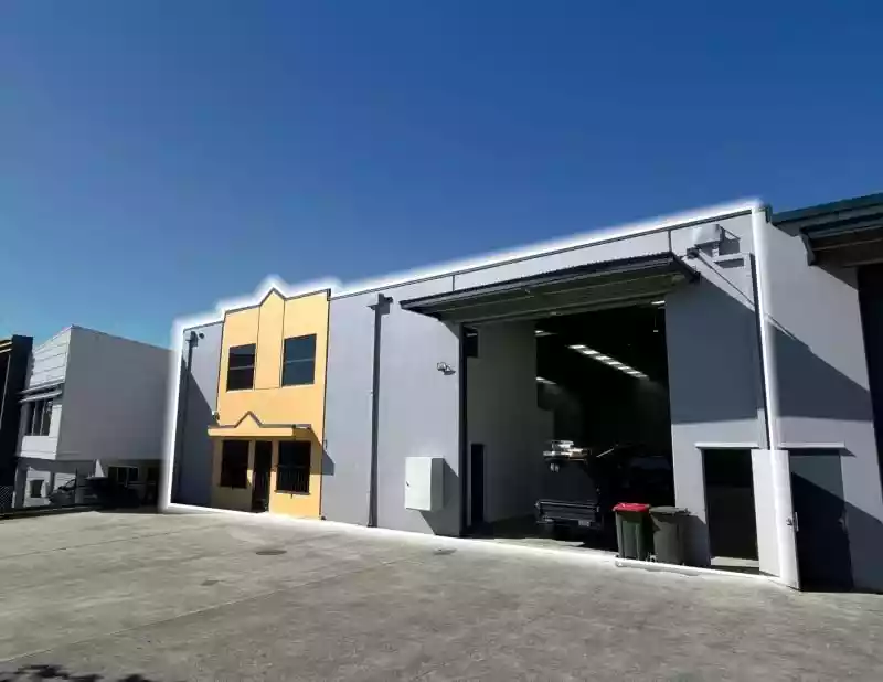 RARE CENTRAL DARRA UNIT FOR LEASE