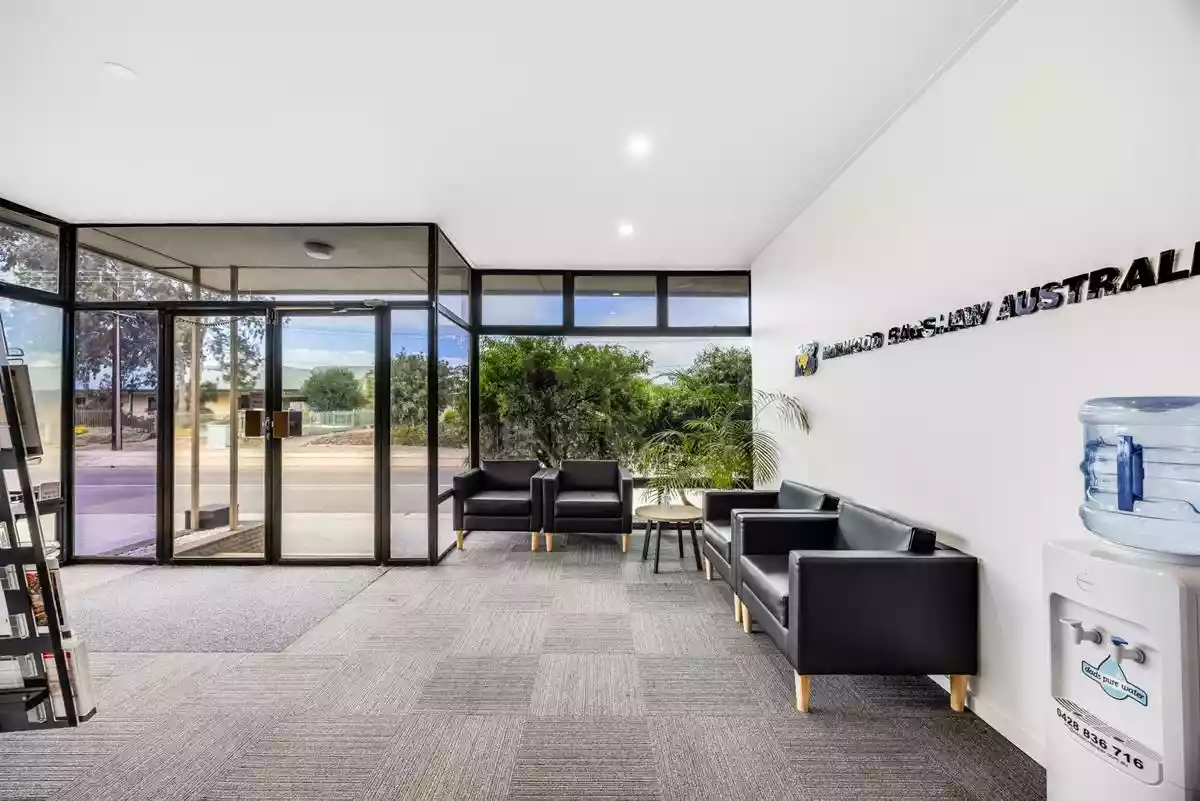 9-47 Adelaide Road