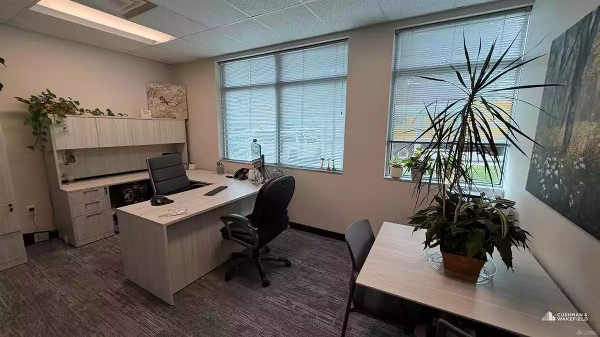 Longmont - Office