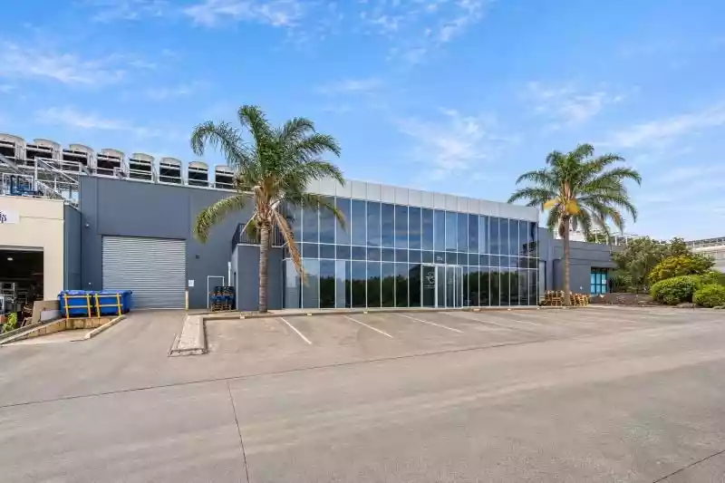 Unit 2/8 Adina Court
