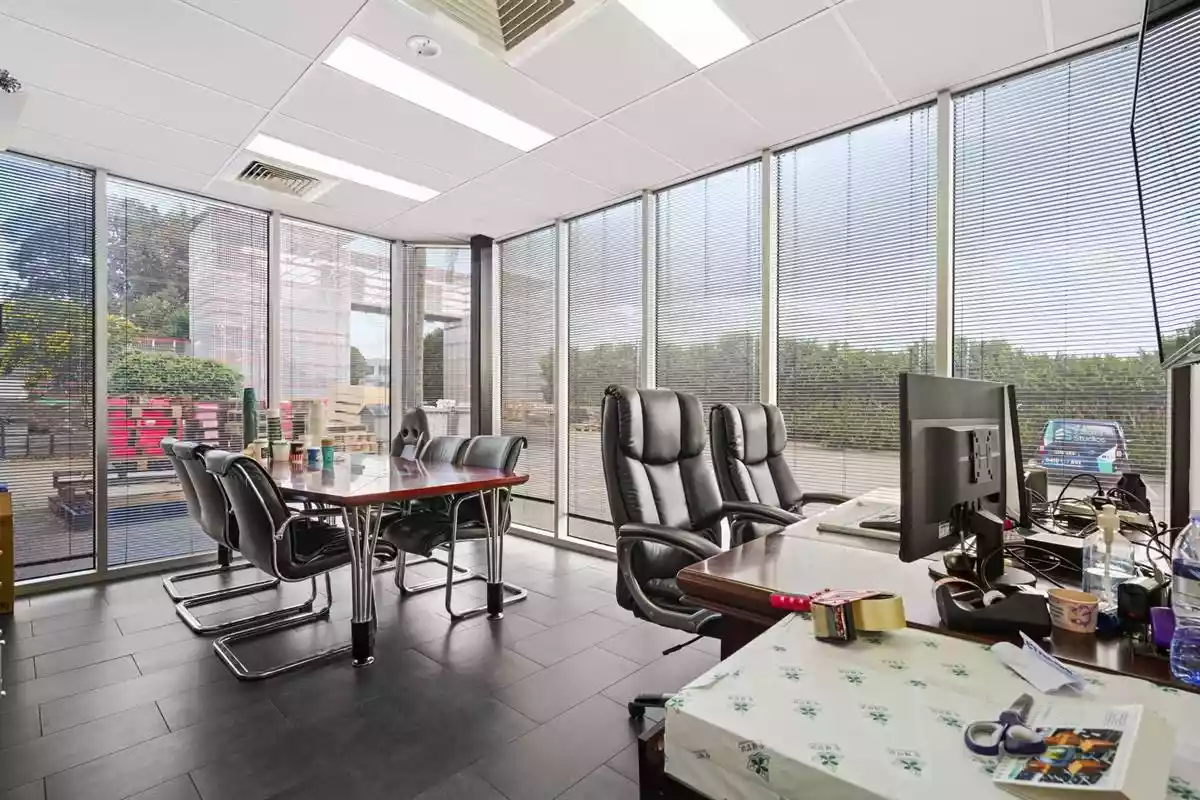 Unit 2/8 Adina Court