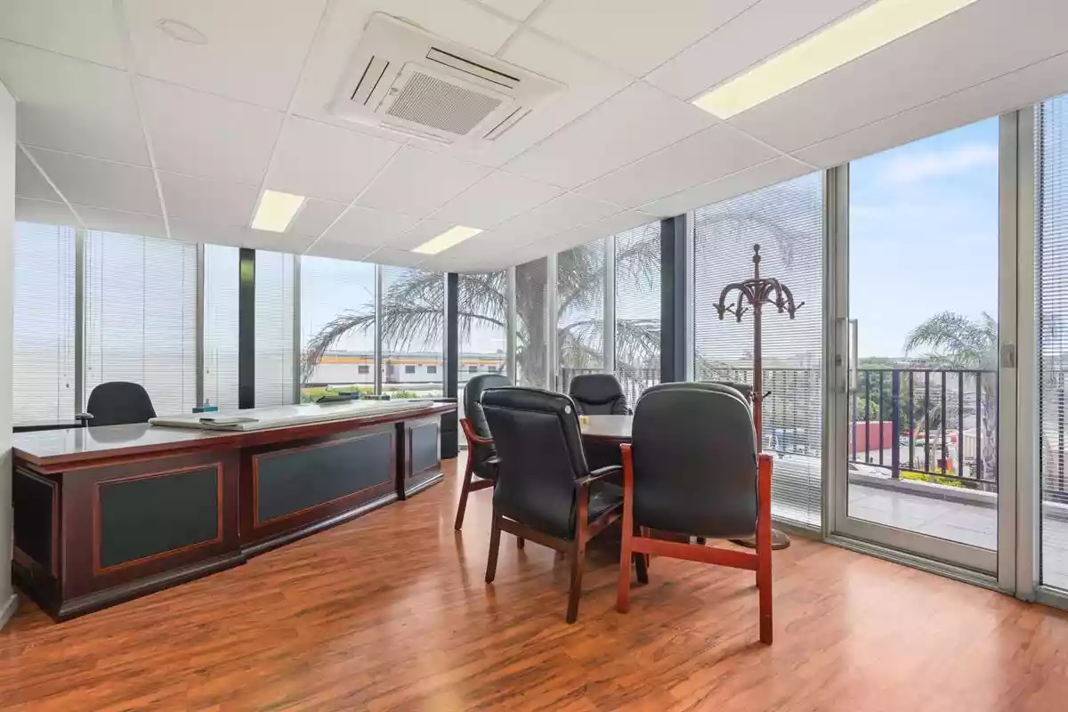 Unit 2/8 Adina Court
