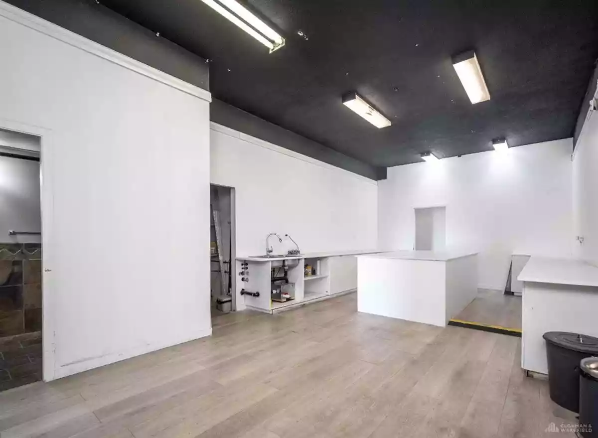 Richmond - Warehouse/Distribution