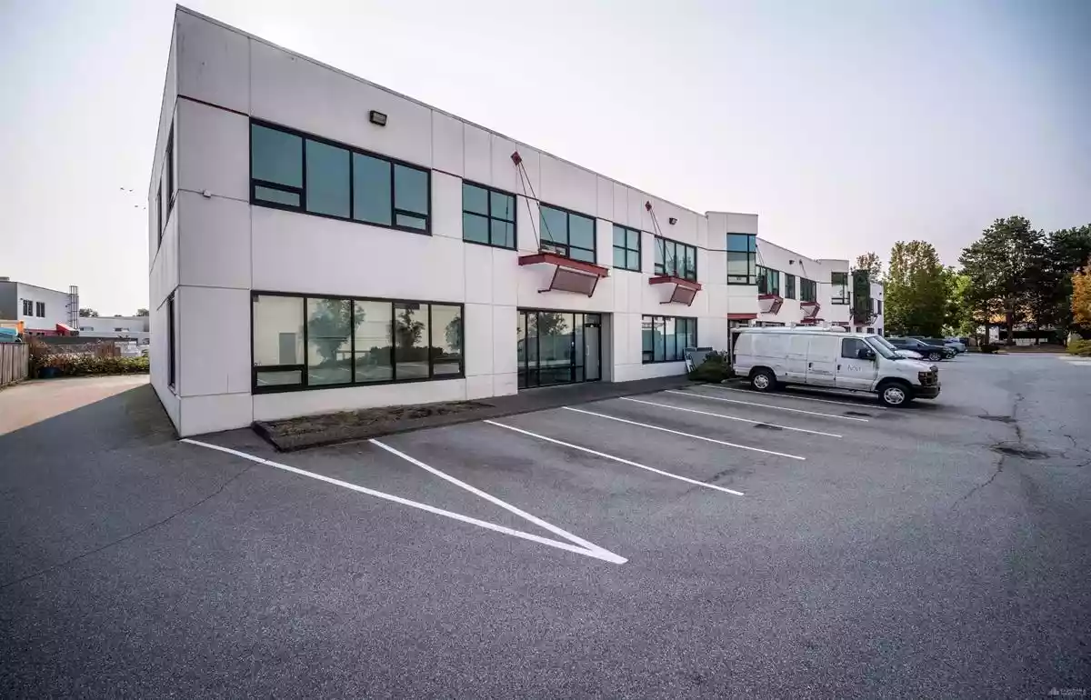 Richmond - Warehouse/Distribution