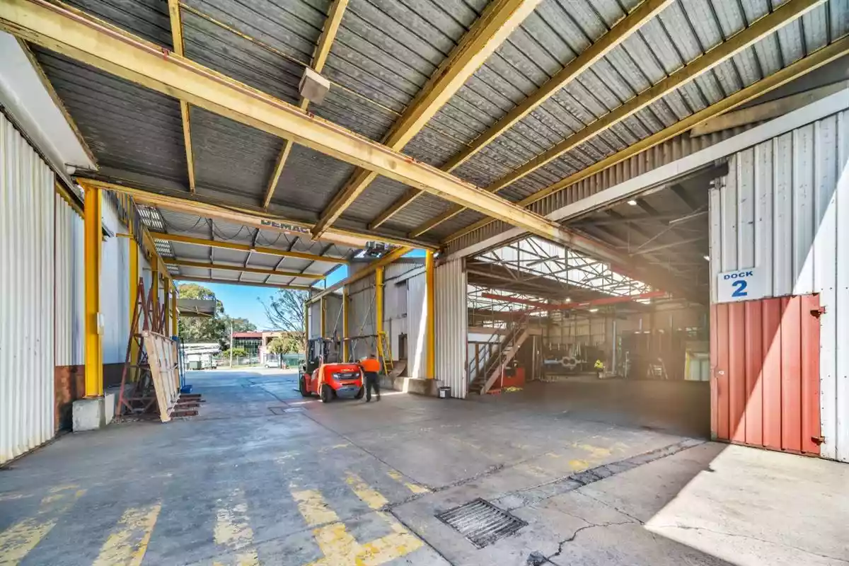 24 Canterbury Road