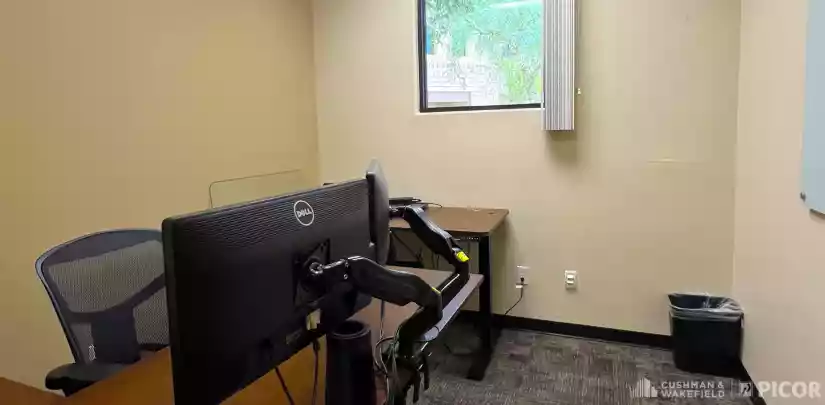 Office 4