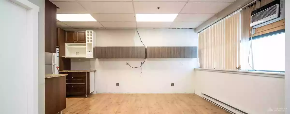 Vancouver - Warehouse/Distribution