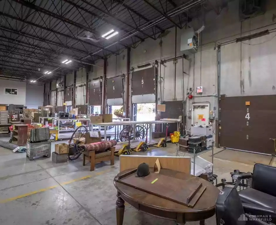 Burnaby - Warehouse/Distribution