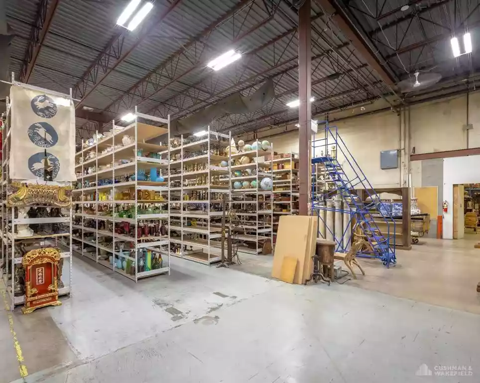 Burnaby - Warehouse/Distribution