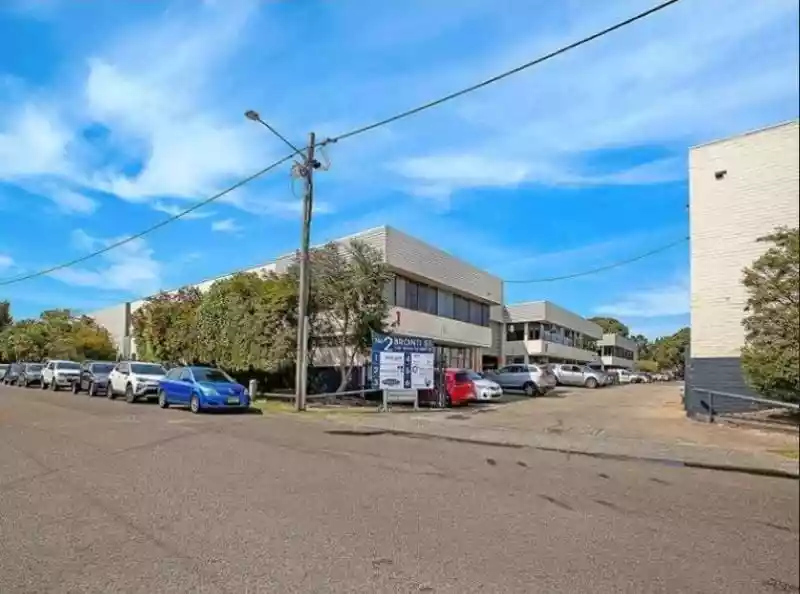 2 Bronti Street