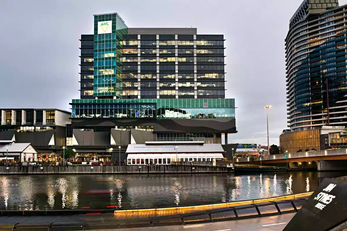 30 Convention Centre Place