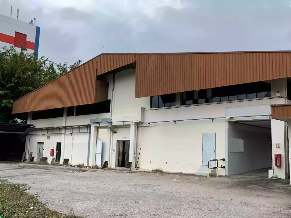 SingleStoreyFactorywithMezzanineOfficeatChaiChee