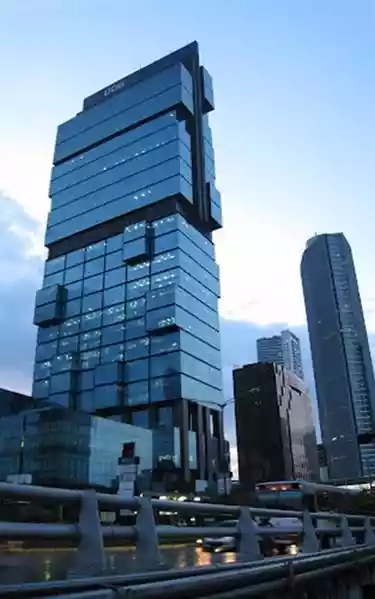 UOB Plaza