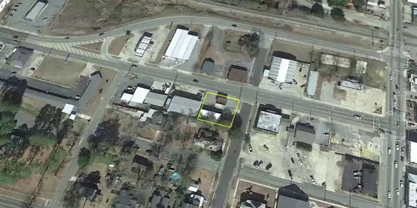53 West Oak Street - McRae-Helena, GA