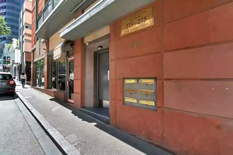 CENTRAL CBD RETAIL CORNER