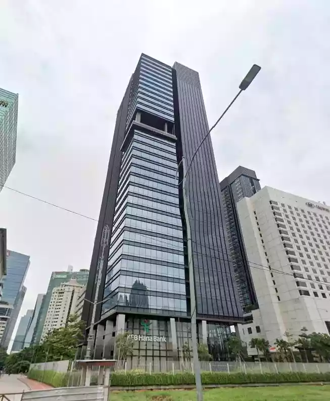 Mangkuluhur City Office Tower