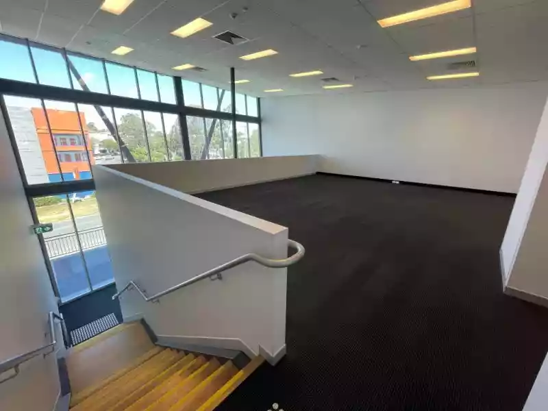 13B/8 Metroplex Avenue