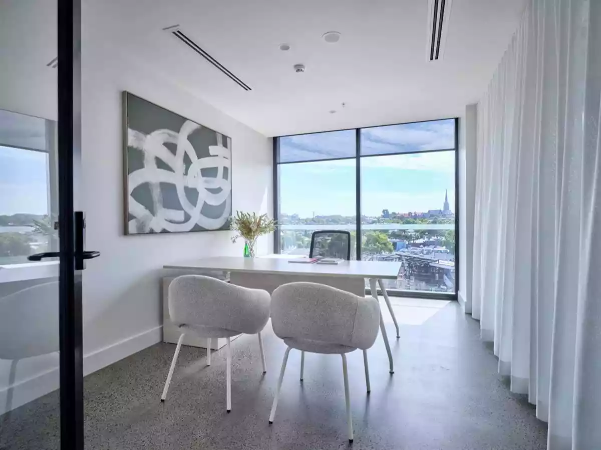 16 Stephenson Street