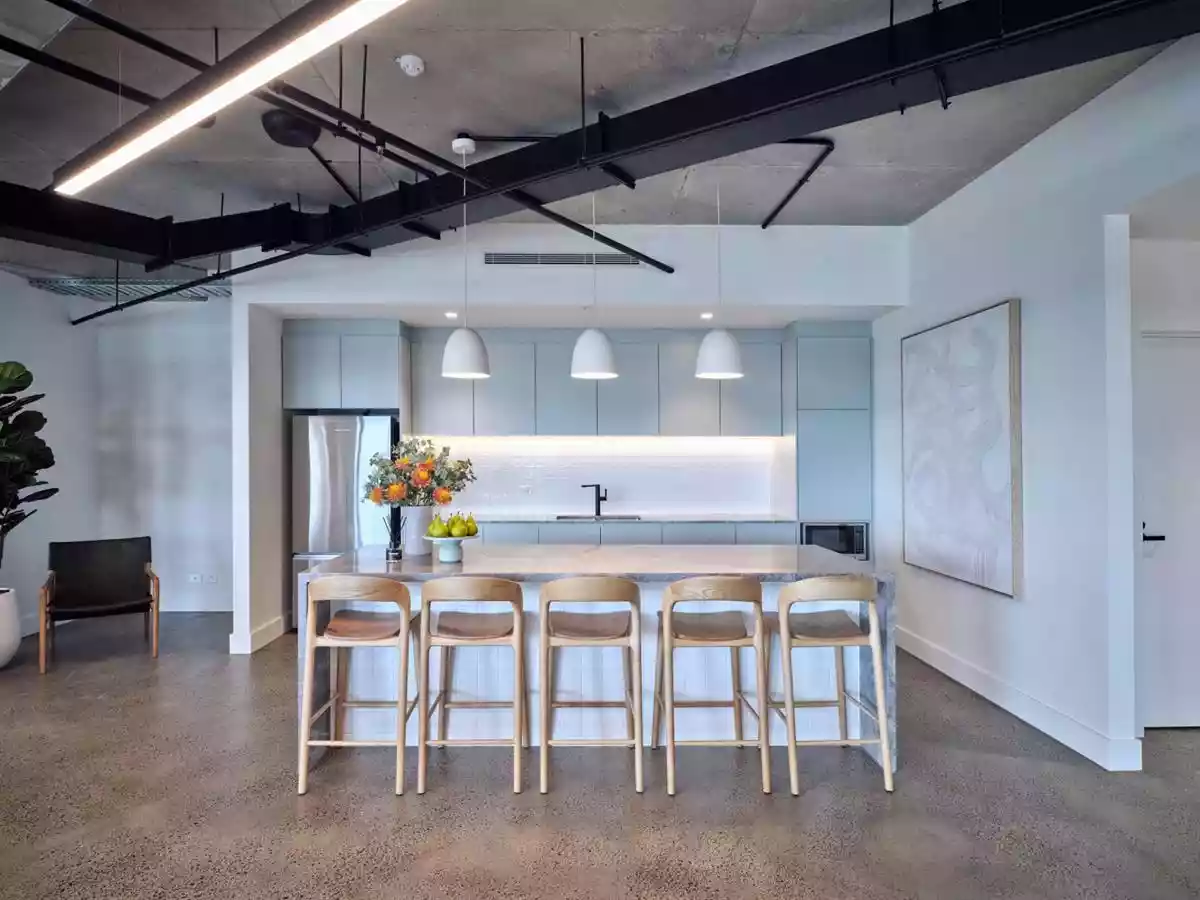 16 Stephenson Street